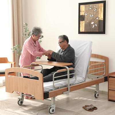 Lit d'hôpital médical de rotation automatique soignant électrique de lit avec le lit de chambre d'hôpital de rails